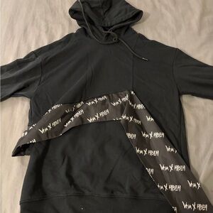 Black Graphic-Trim Pullover Hoodie